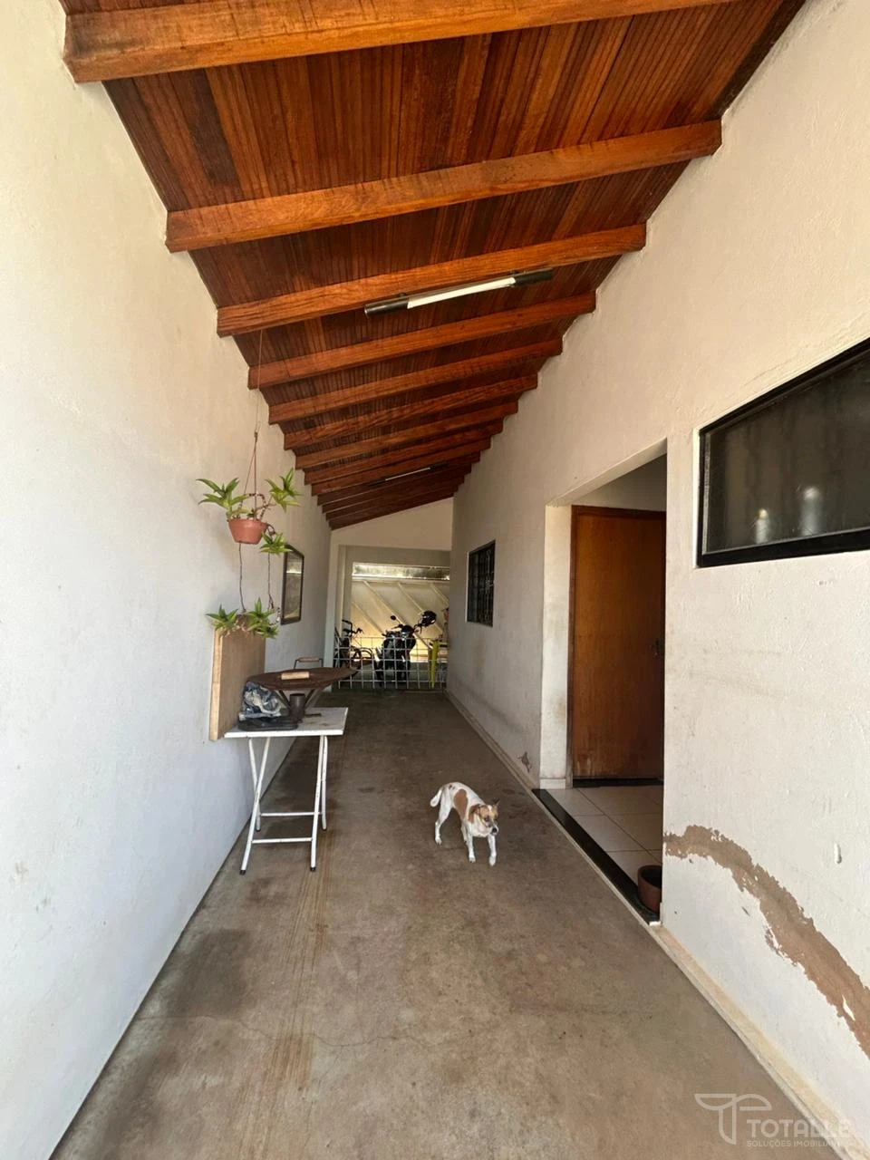 Imagens do imóveis Vende-se casa no Jardim do Lago