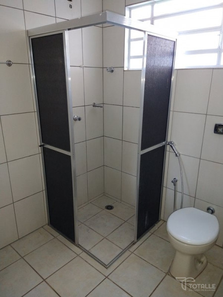 Imagens do imóveis Vende ou Aluga Casa no Centro de Penápolis