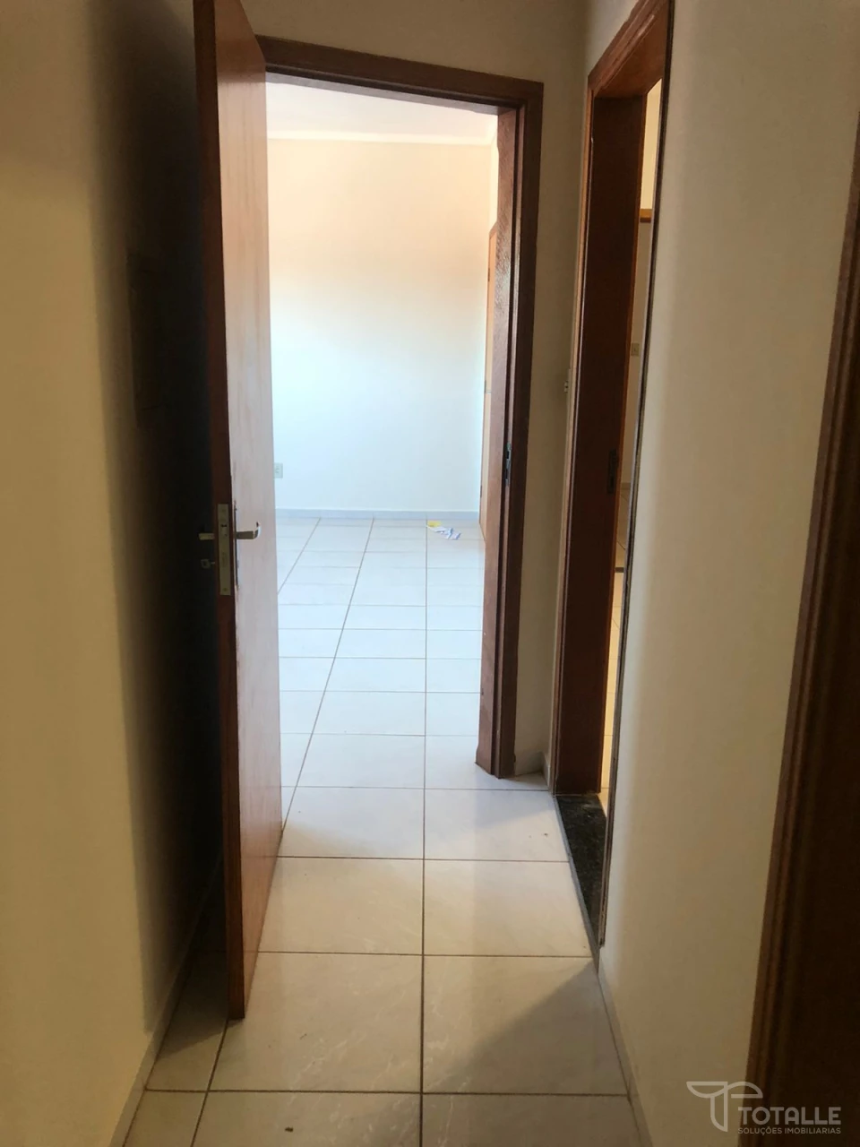 Imagens do imóveis Aluga-se Apartamento no Jd Guanabara