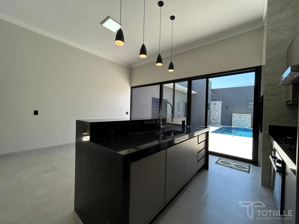 Imagens do imóveis Casa a Venda em Jardim do Lago