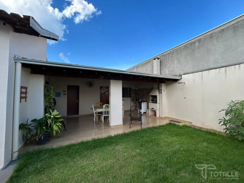 Imagens do imóveis Casa À Venda Jardim Del Rey Penápolis