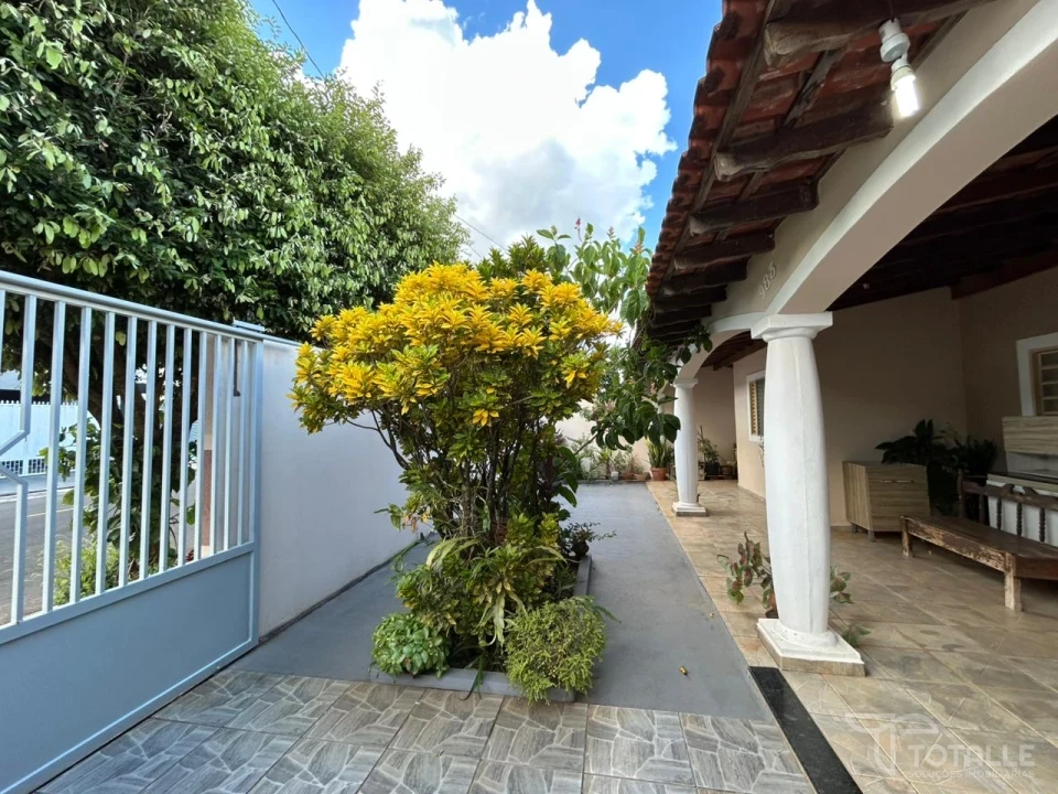 Imagens do imóveis Casa À Venda Jardim Del Rey Penápolis