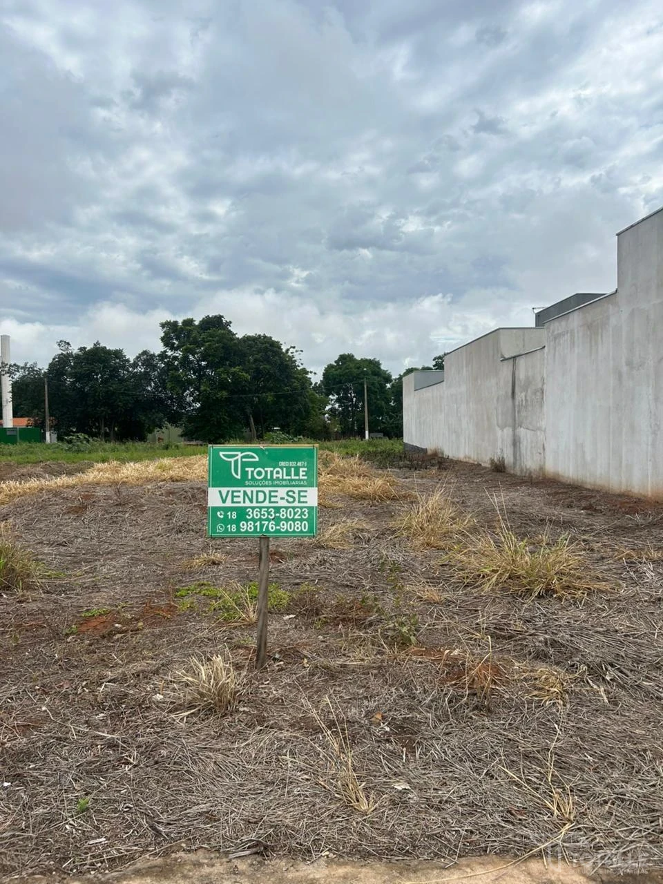 Imagens do imóveis Terreno A Venda no Res Mario Sabino II