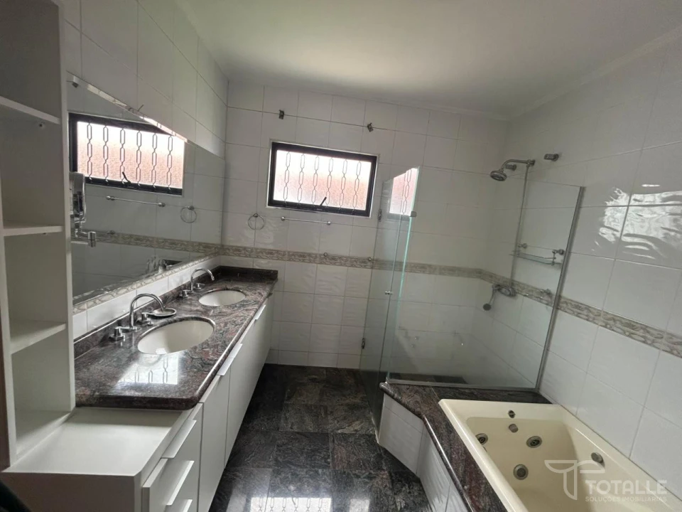 Imagens do imóveis Casa à Venda no Jardim Shangrilla