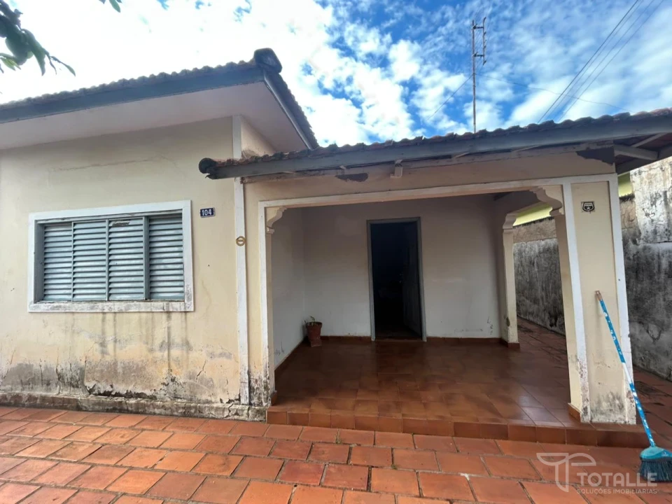 Imagens do imóveis Casa a venda próximo a faculdade