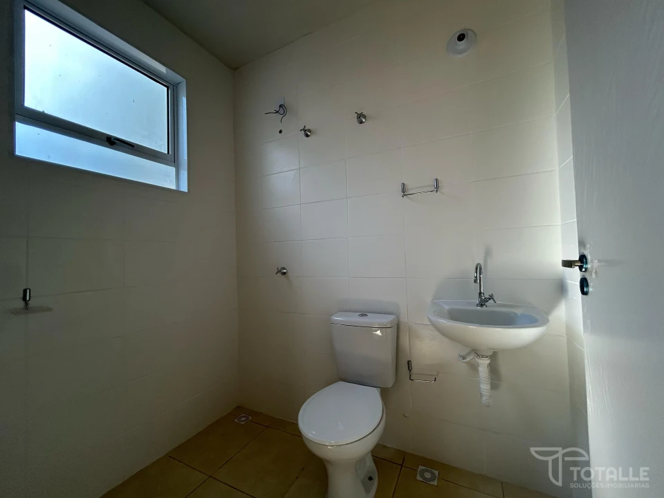 Imagens do imóveis Aluga-se Casa no Condimínio Levitti I