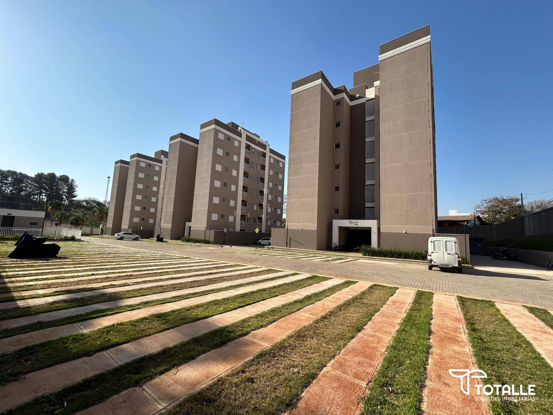 Imagens do imóveis Apartamento à venda, Condomínio Ville Conquisttá próximo ao Centro, Penápolis, SP