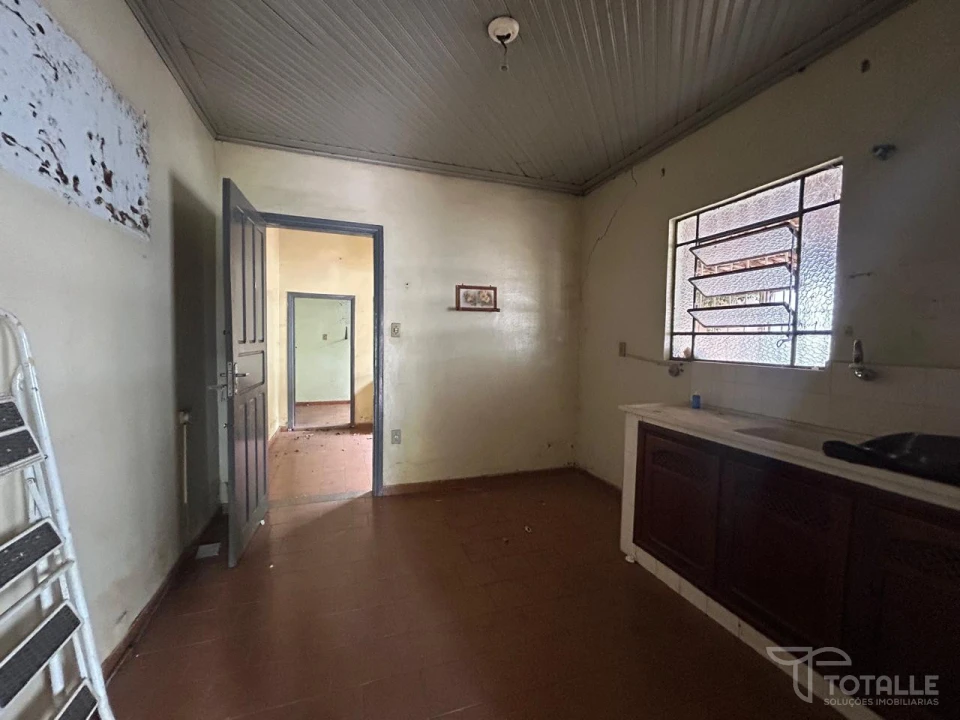 Imagens do imóveis Casa a Venda em Centro