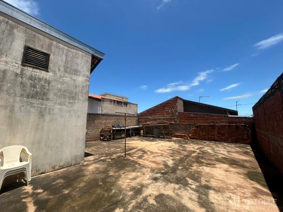 Imagens do imóveis Vende-se casa no Jardim do Lago