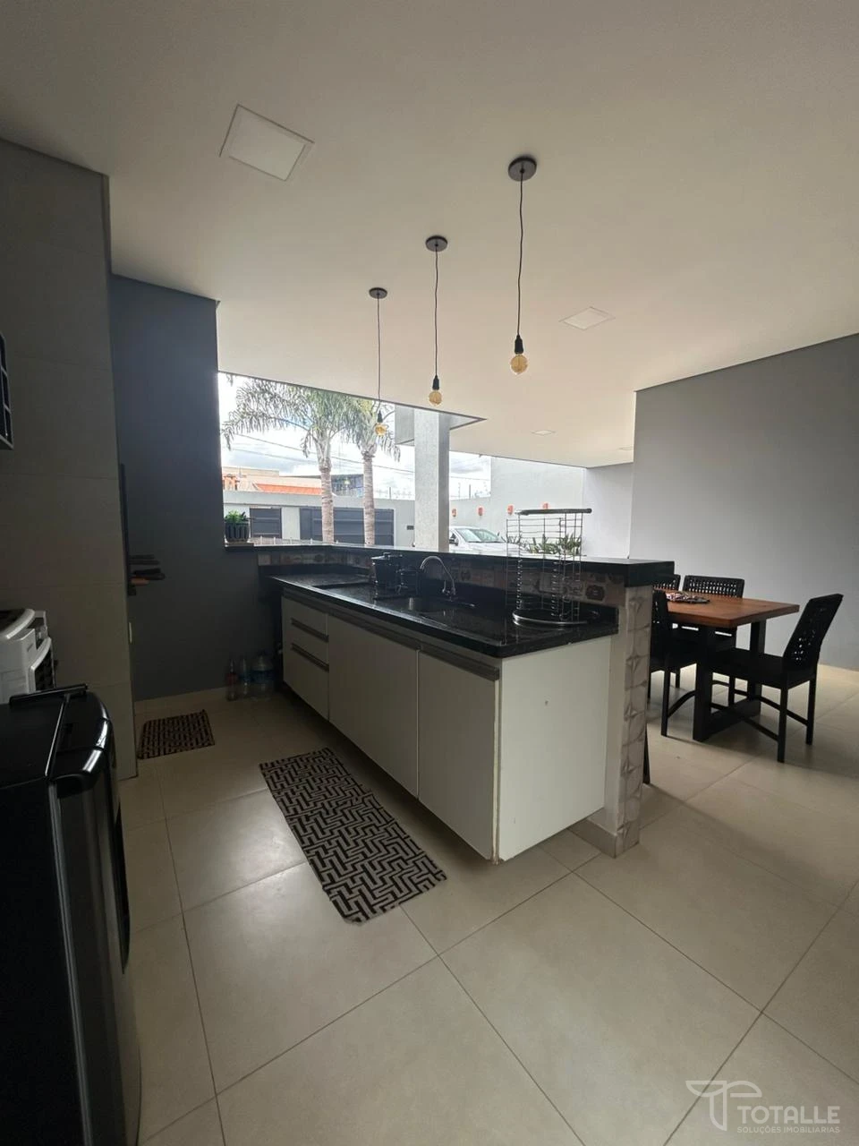 Imagens do imóveis Casa a Venda no Jardim do Lago II