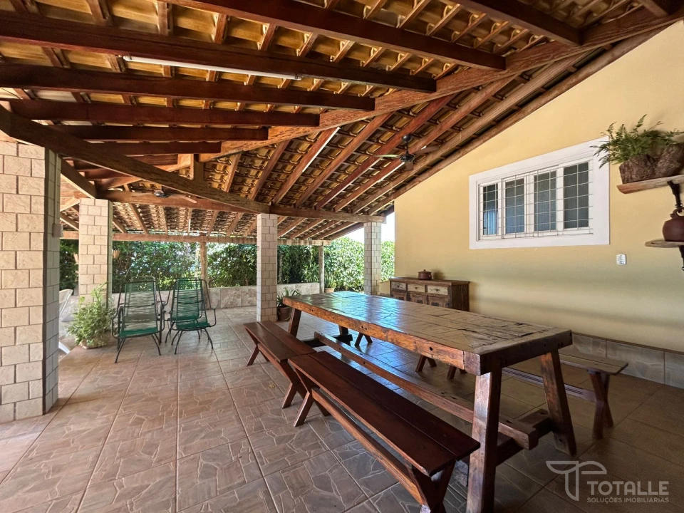 Imagens do imóveis Rancho a Venda no Condomínio Belvedere