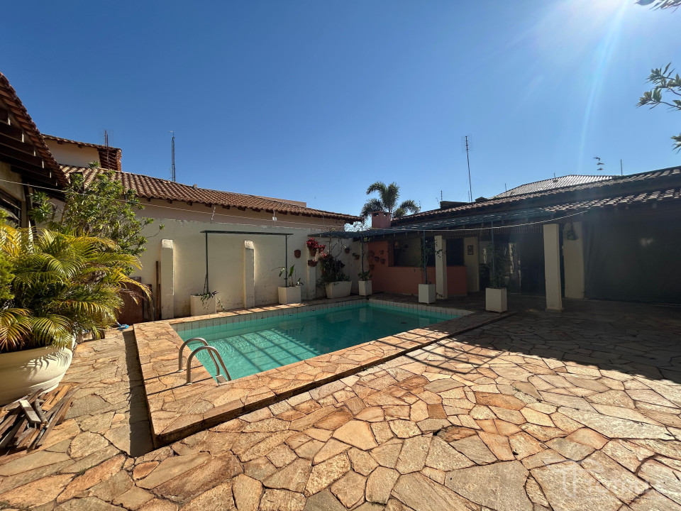 Imagens do imóveis Casa Á Venda Centro Penápolis