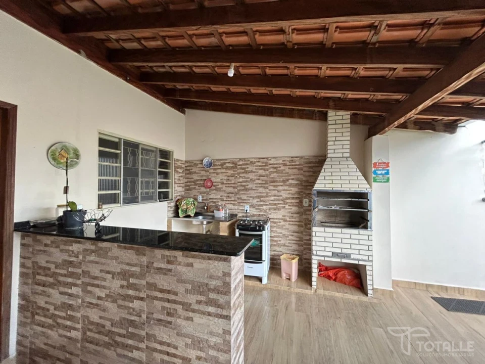 Imagens do imóveis Casa À Venda Jardim Del Rey Penápolis