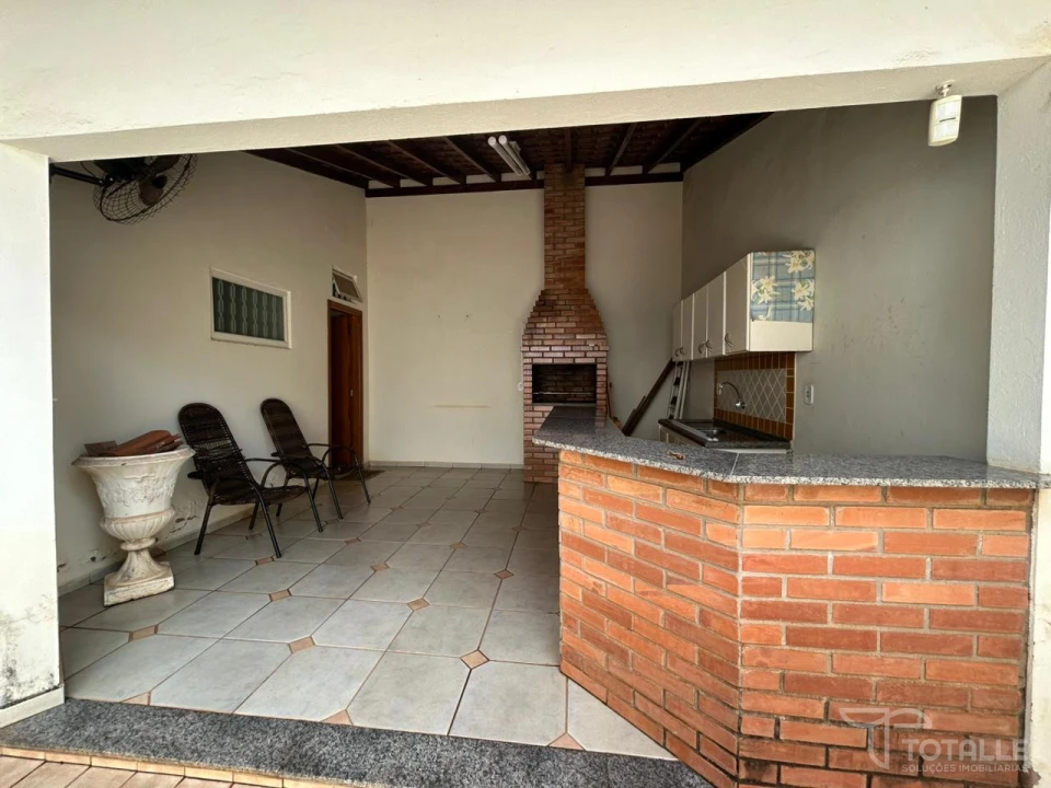 Imagens do imóveis Casa a Venda no Res. Miguel Barbeiro