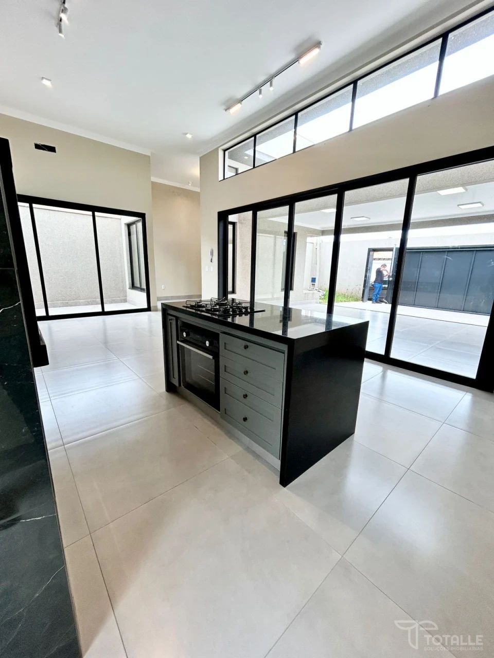 Imagens do imóveis Casa a Venda no Jardim do Lago