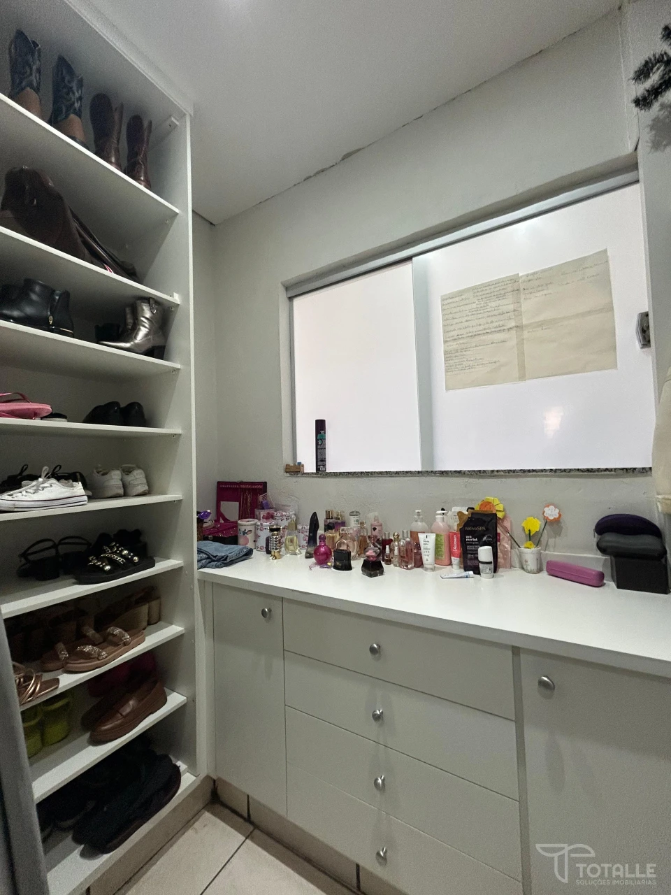 Imagens do imóveis Casa a Venda Jardim Tropical