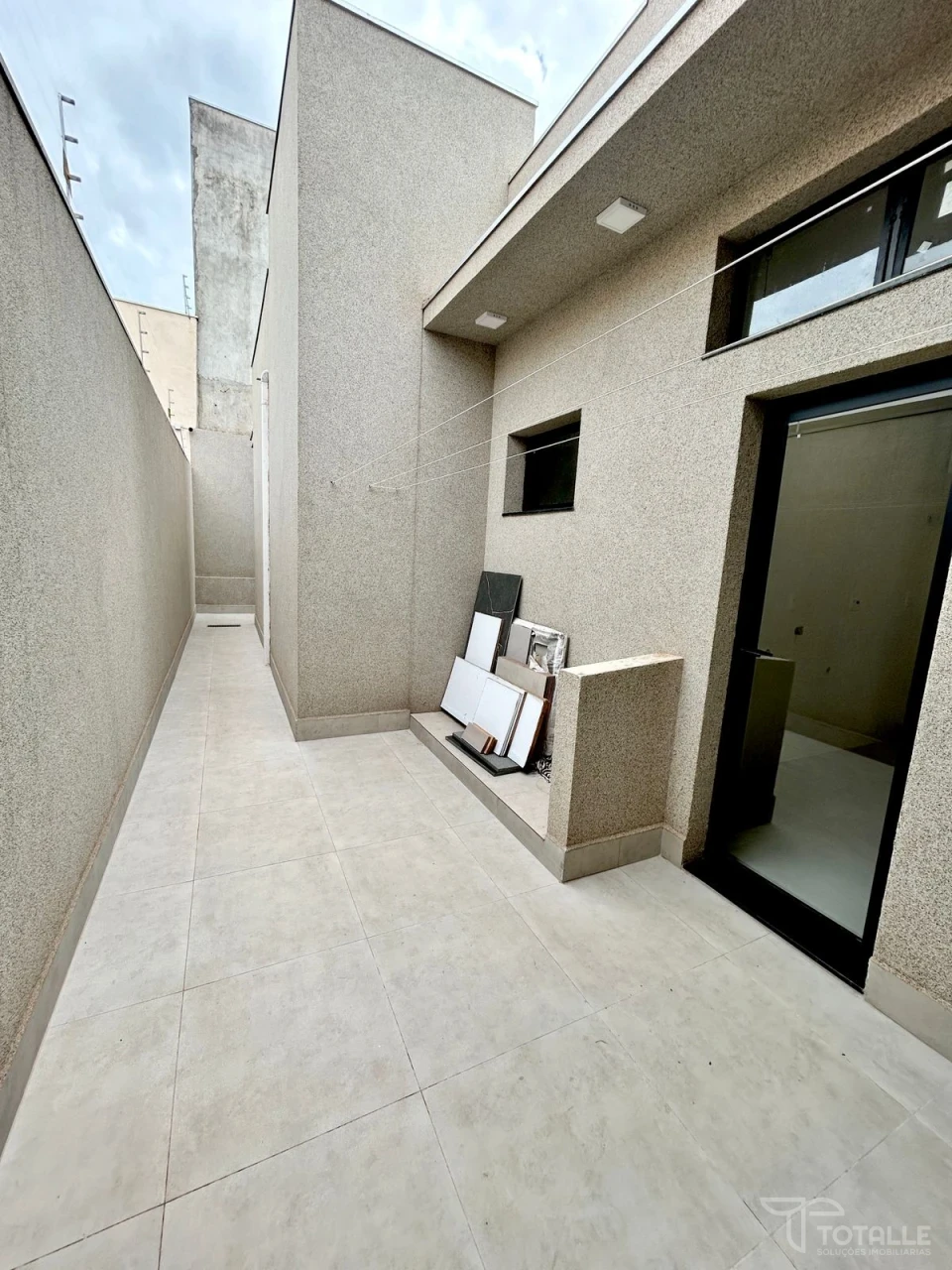 Imagens do imóveis Casa a Venda no Jardim do Lago