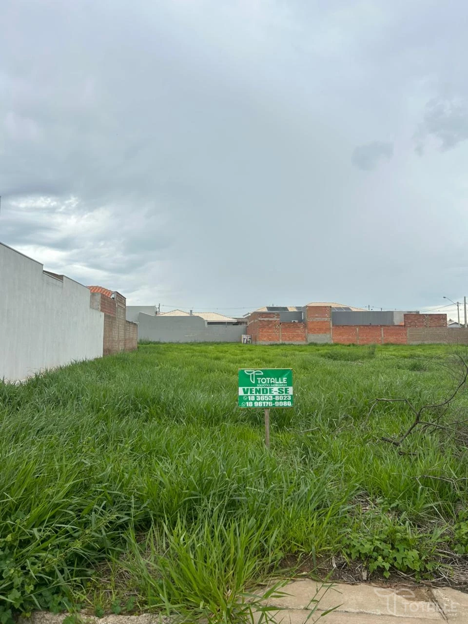 Imagens do imóveis Terreno a Venda Jardim do Lago VI