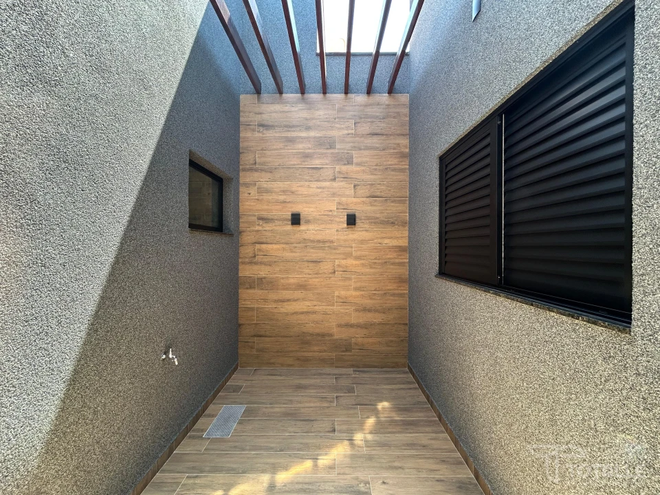 Imagens do imóveis Casa a Venda em Jardim do Lago