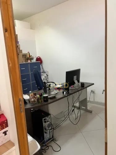 Imagens do imóveis Salão/Galpão de 180m2,com espaço amplo 2 banheiros, cozinha, e duas vagas de garagem.