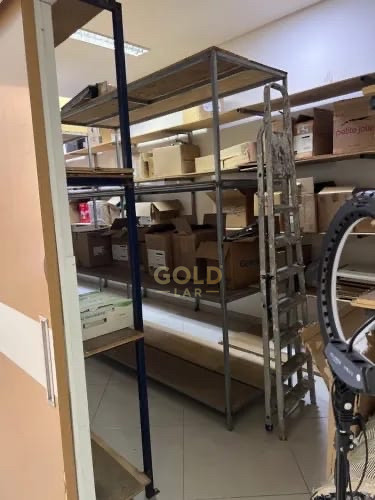 Imagens do imóveis Salão/Galpão de 180m2,com espaço amplo 2 banheiros, cozinha, e duas vagas de garagem.