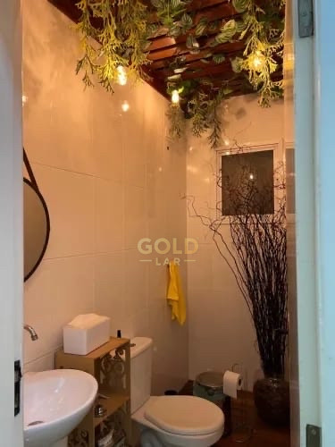 Imagens do imóveis Salão/Galpão de 180m2,com espaço amplo 2 banheiros, cozinha, e duas vagas de garagem.