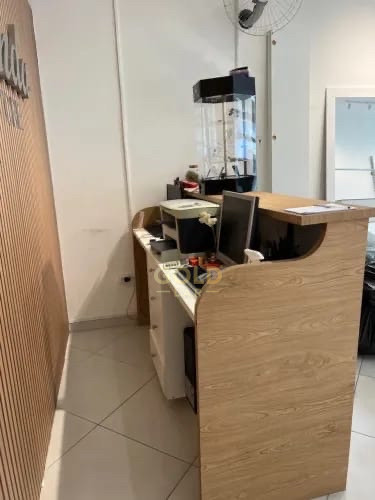 Imagens do imóveis Salão/Galpão de 180m2,com espaço amplo 2 banheiros, cozinha, e duas vagas de garagem.