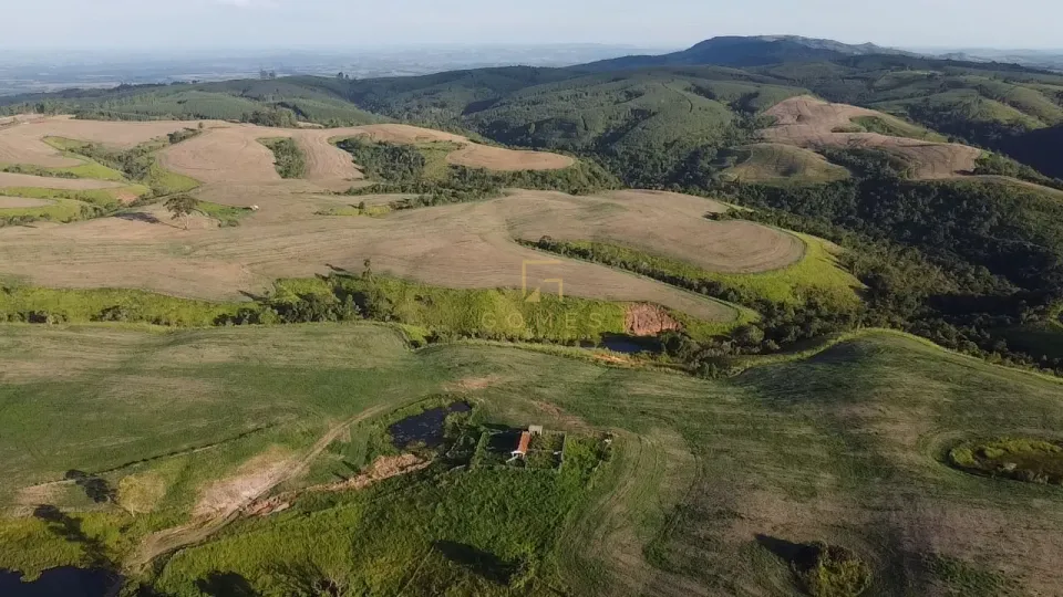 Imagens do imóveis FAZENDA À VENDA – CONGONHINHAS/PR