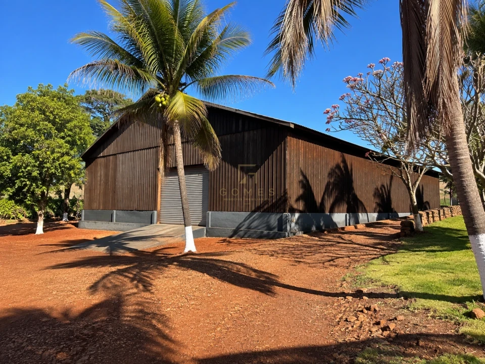FAZENDA À VENDA – 110 ALQUEIRES EM CORNÉLIO PROCÓPIO/PR