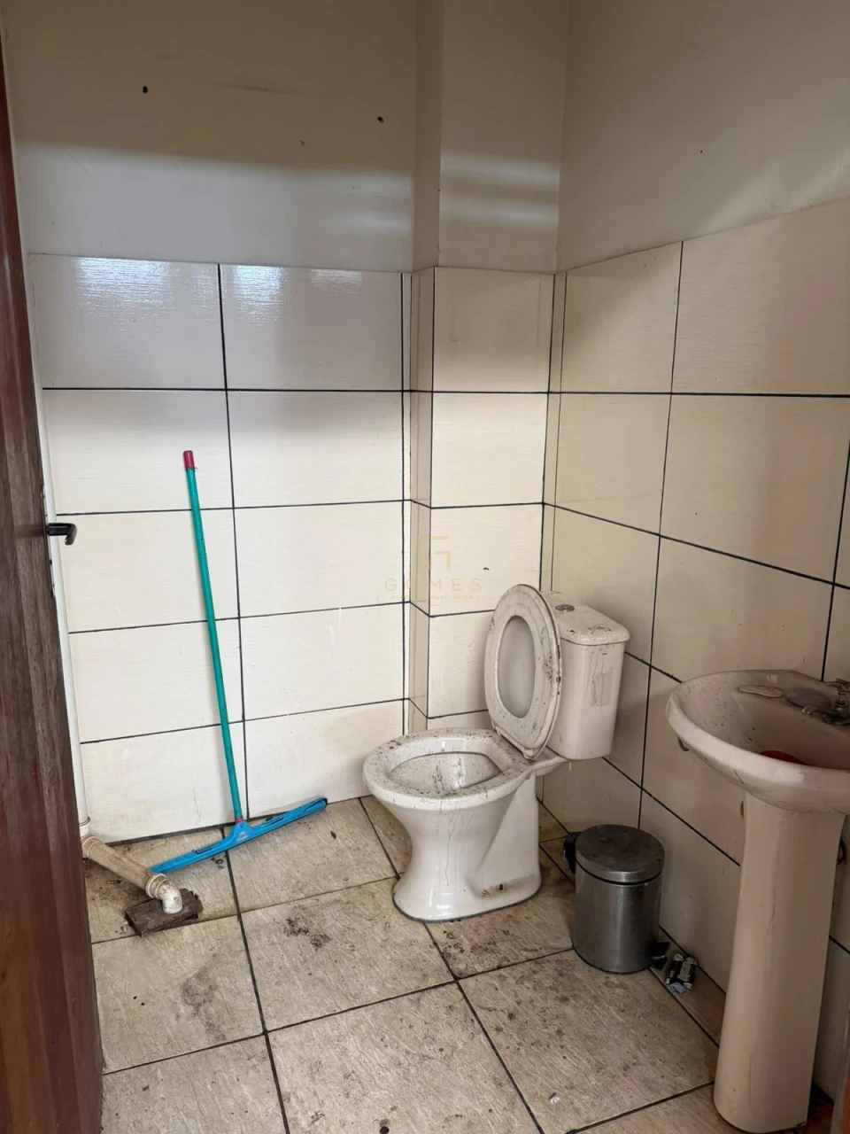 Imagens do imóveis Barracão à Venda E Locação Setor 3 Ibiporã