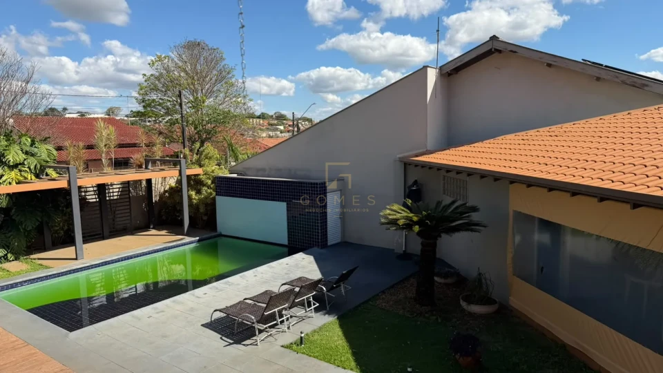 Casa de Esquina À Venda Setor 3 Ibiporã