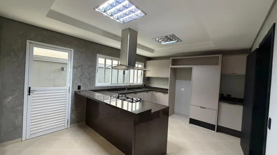 CONDOMÍNIO GOLDEN PARK RESIDENCE