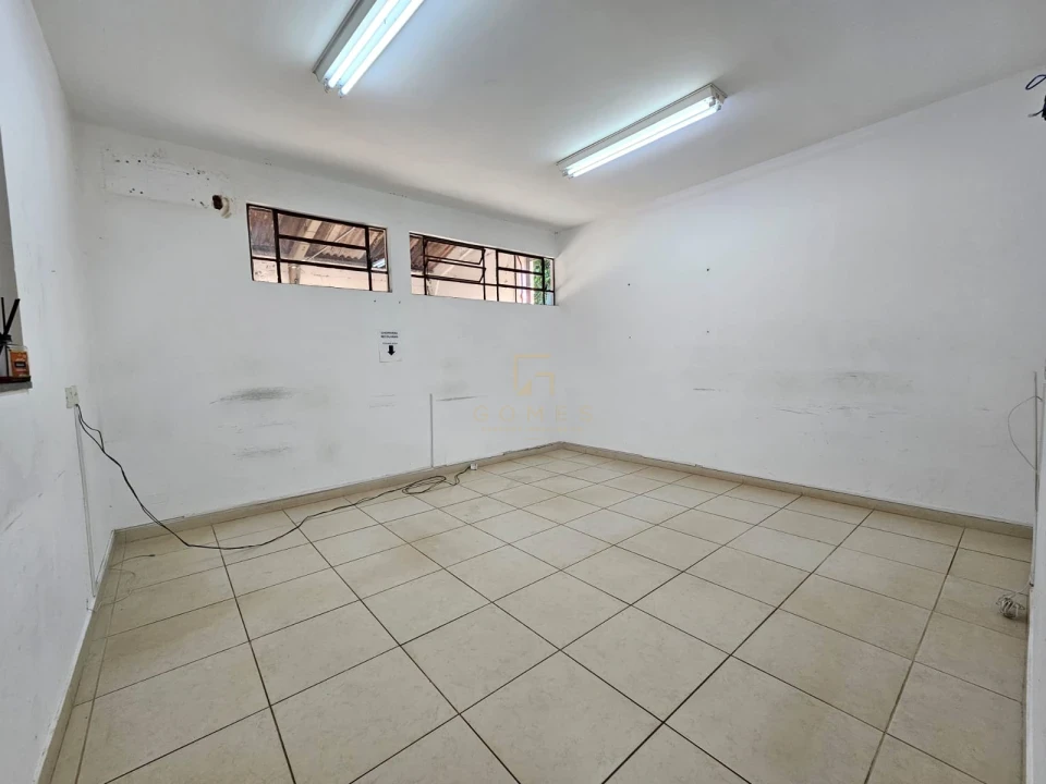 Barracão Industrial para Alugar no Setor 3 em Ibiporã/PR