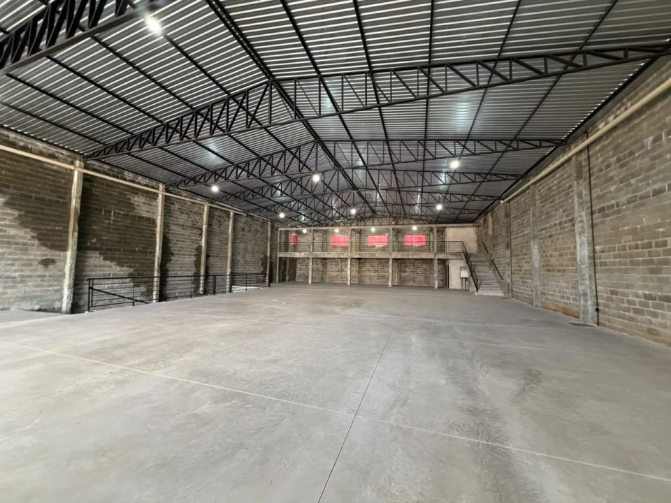 Imagens do imóveis Barracão Novo Industrial Comercial Para Alugar no Santa Paula