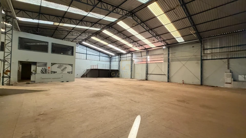 Imagens do imóveis Barracão Industrial Para Alugar em Jataizinho