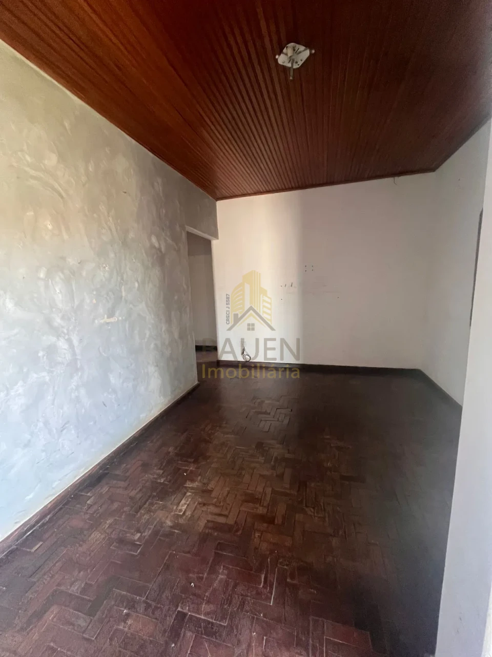 CASA DE ESQUINA PARQUE SELLA