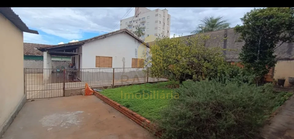 Casa À Venda E Locação Casa Cambé