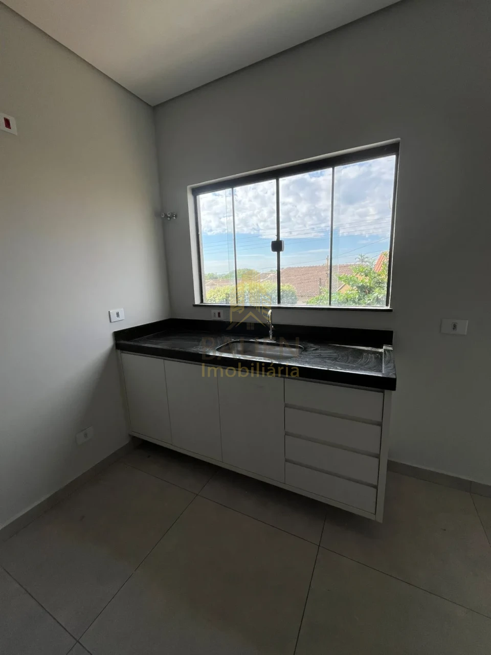 Imagens do imóveis SOBRADO PARA LOCAÇÃO CENTRO