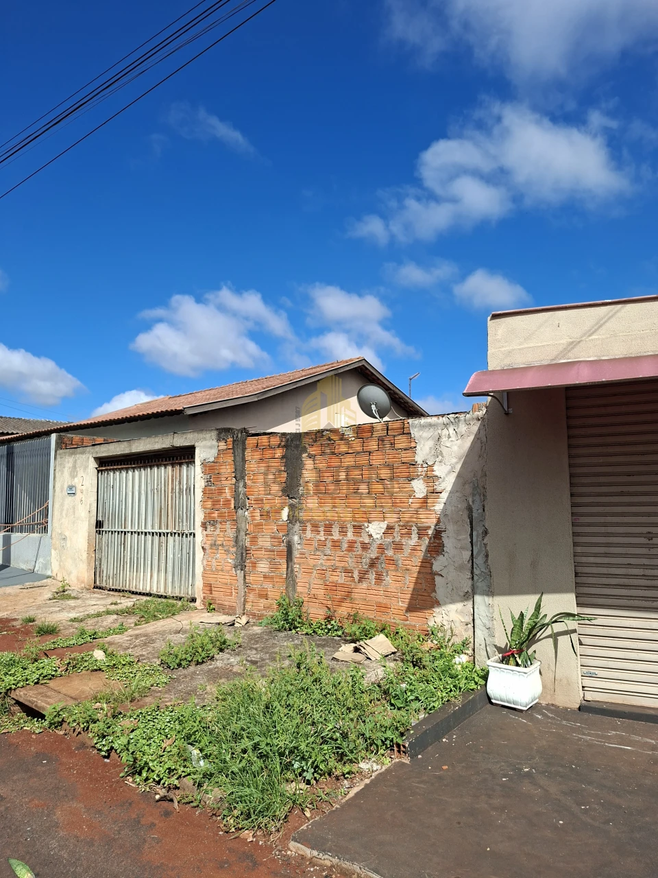 TERRENO COMERCIAL E RESIDENCIAL ANA ROSA