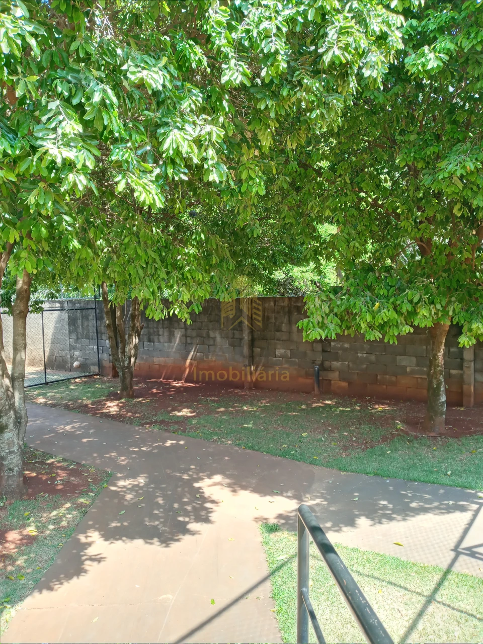 APARTAMENTO RESIDENCIAL AURACÁRIA