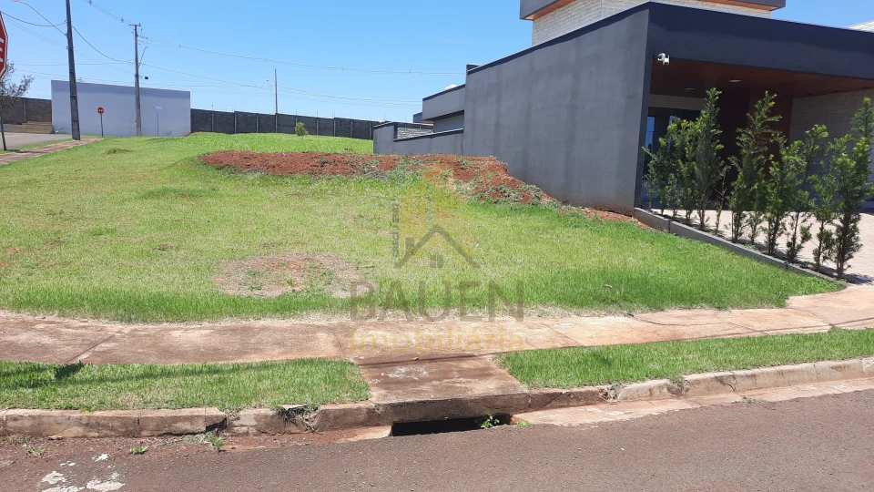 Imagens do imóveis TERRENO