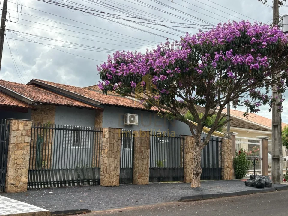 Imagens do imóveis CASA A VENDA JARDIM MONTE CASTELO