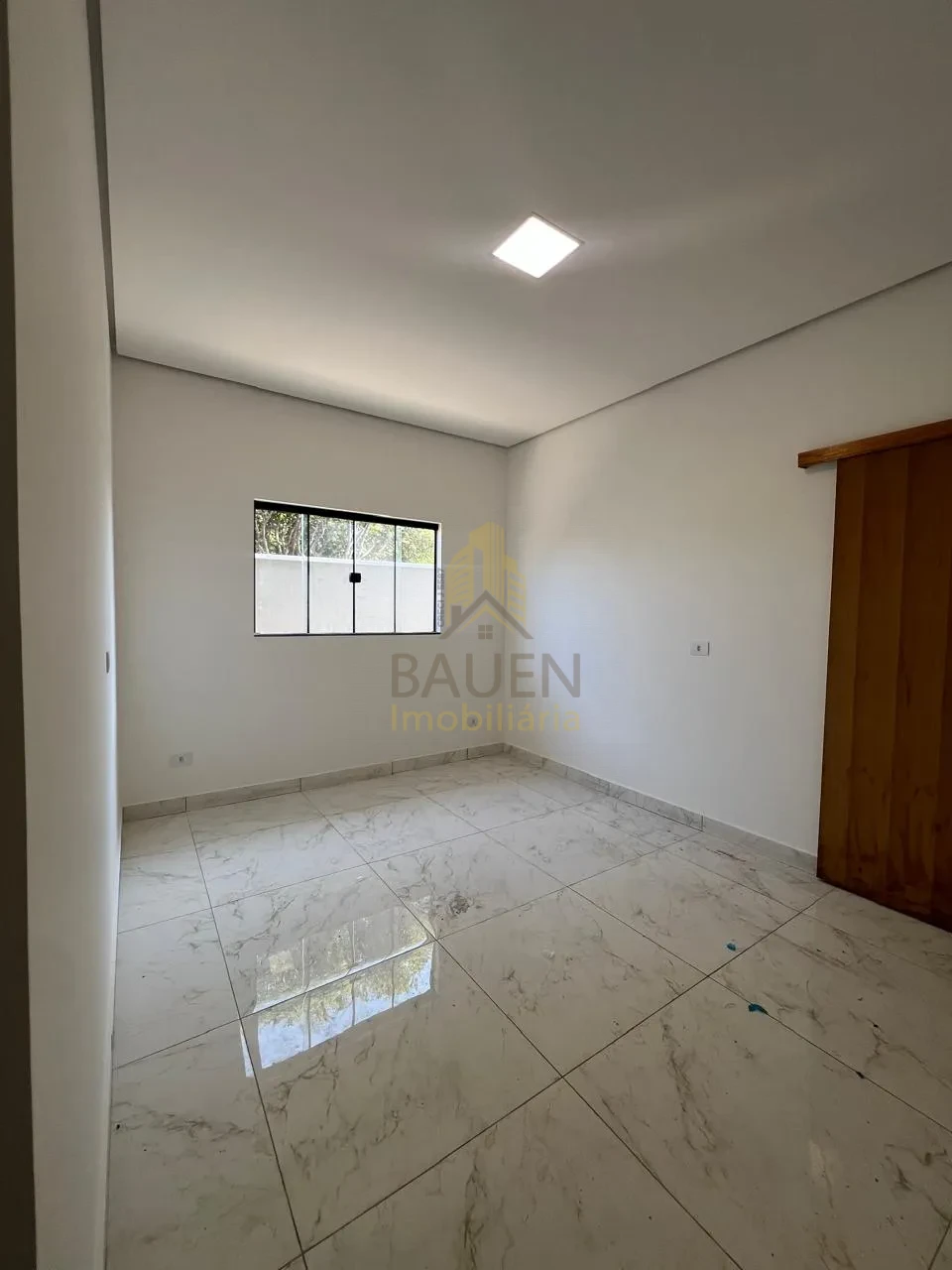 Imagens do imóveis CASA PARA LOCAÇÃO JD. ANA ROSA