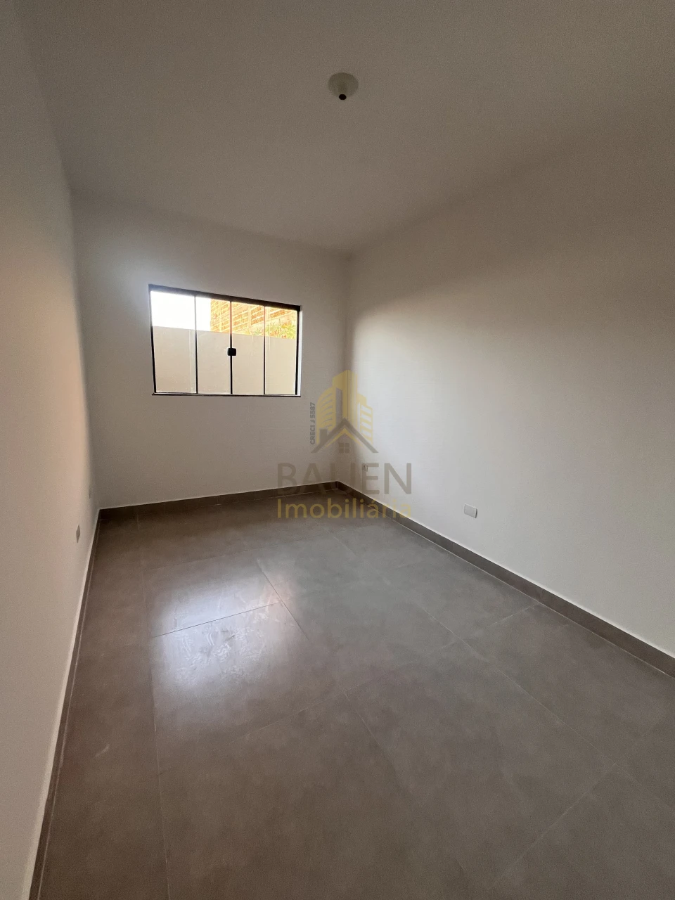 Casa Á Venda Casa Cambé
