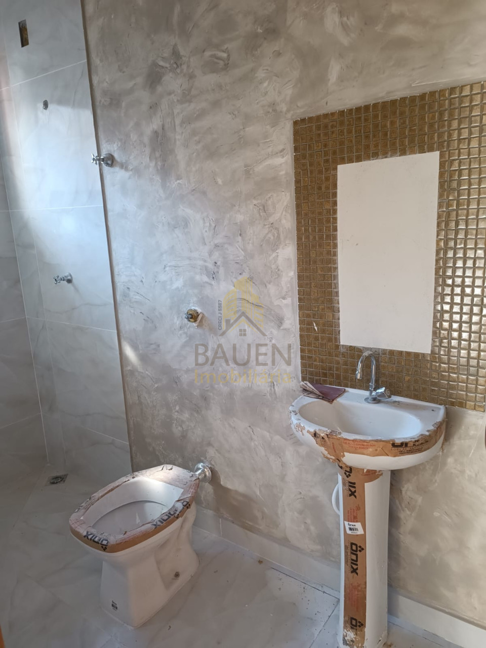 Imagens do imóveis CASA SANTA ADELAIDE