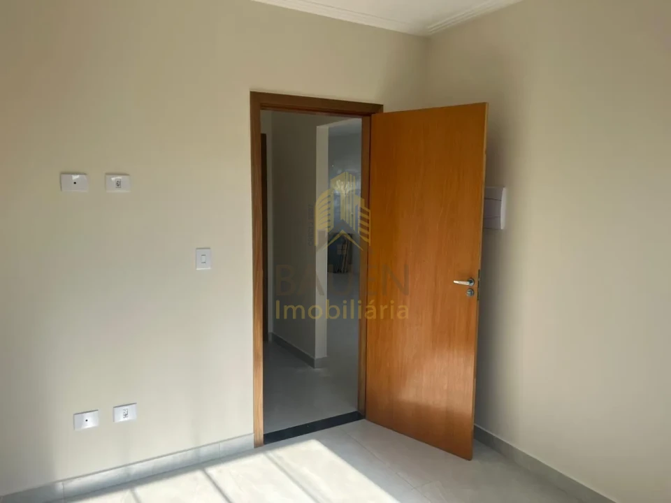 Imagens do imóveis CASA COM SUITE