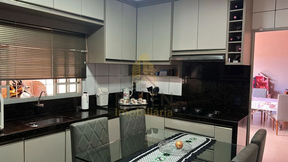 CASA JARDIM VITÓRIA