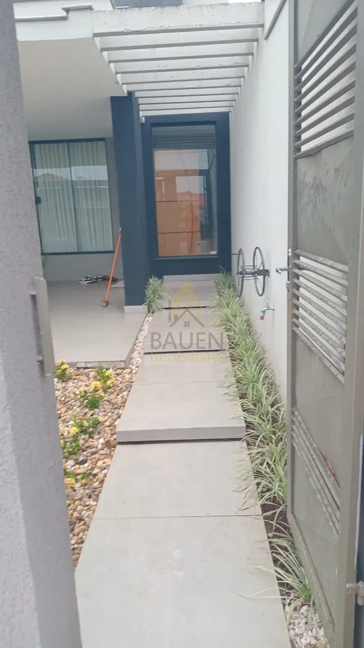 Imagens do imóveis Casa jd Morumbi, 3 quartos, banheiro, sala, cozinha, vaga3 carros