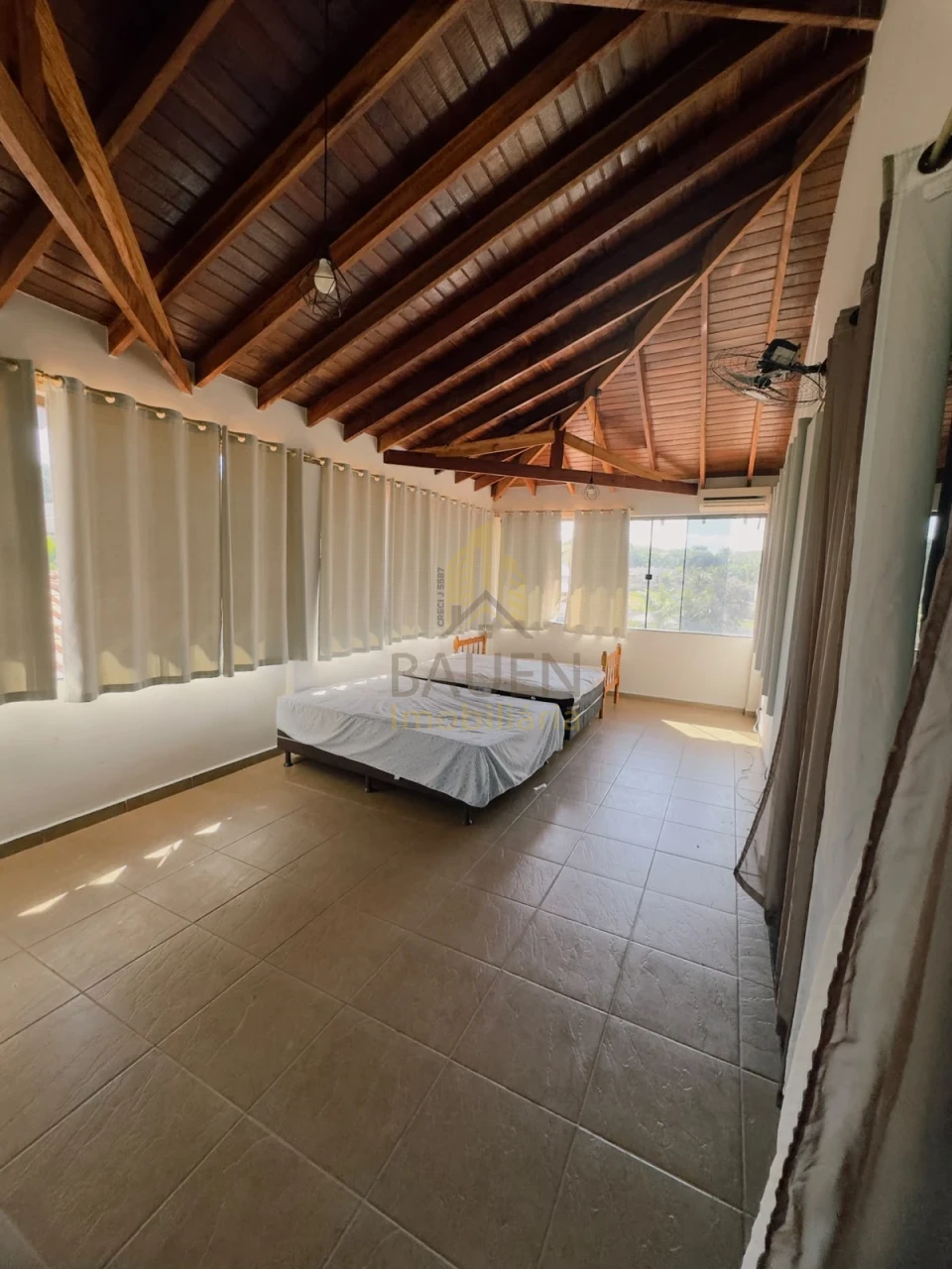Imagens do imóveis Fazenda/Sítios/Chácaras À Venda Chacara Condominio Riviera Do Nascente Alvorada Do Sul
