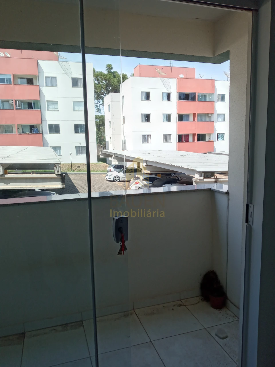 APARTAMENTO RESIDENCIAL AURACÁRIA